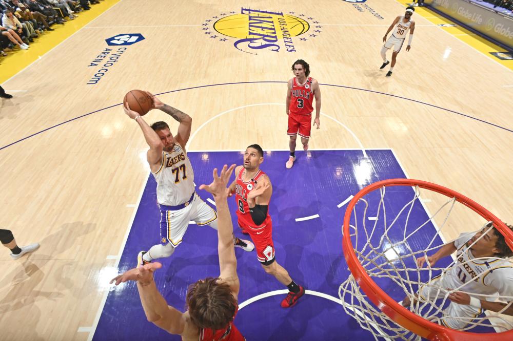 他在场上的 他在场上的