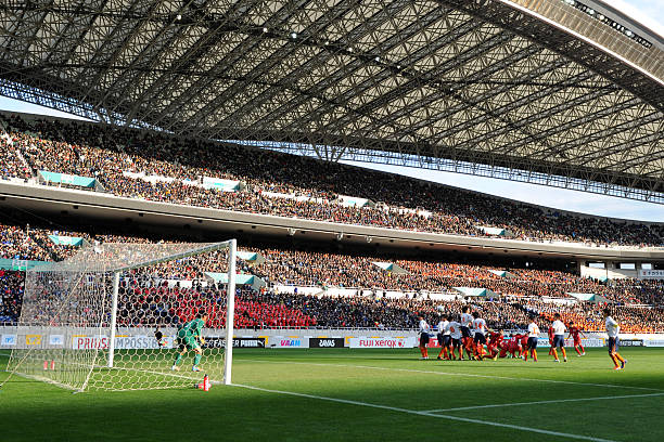 为了帮助巴 为了帮助巴