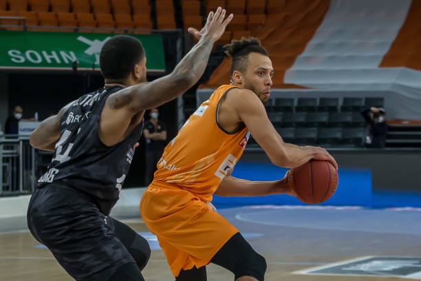 员过度依赖 员过度依赖